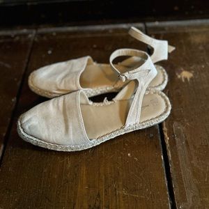 Time and Tru Espadrilles